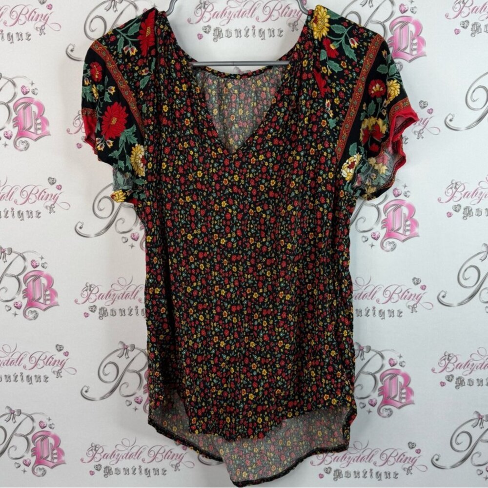 SHEIN T-shirt top shirt flowers red yellow green black Multicolor Floral Blouse